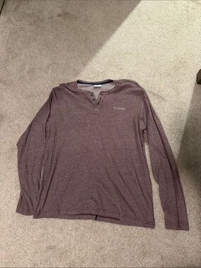 Columbia Heathered Plum Long Sleeve Henley